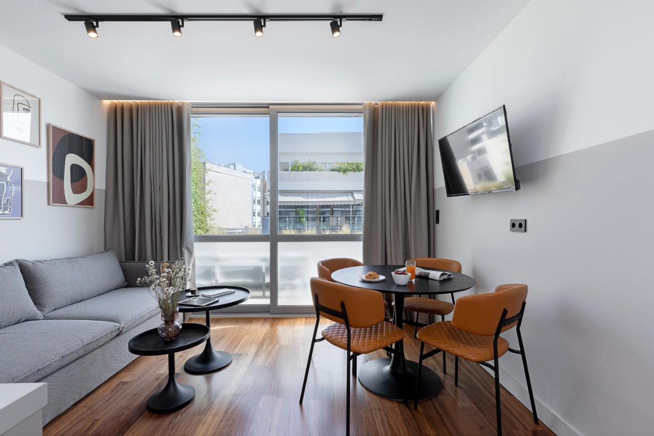 The Athenians Art Apartments Extérieur photo