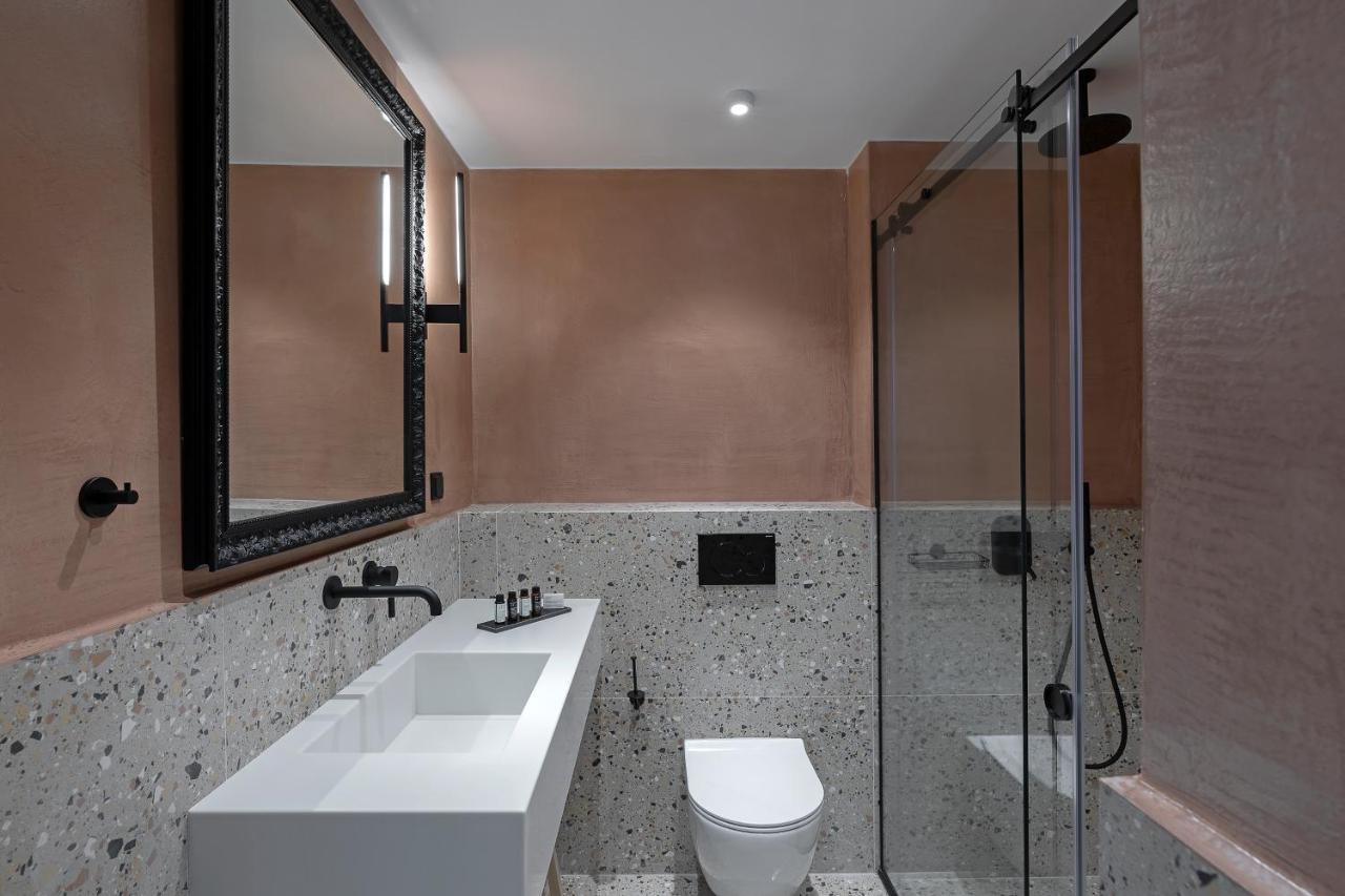 The Athenians Art Apartments Extérieur photo