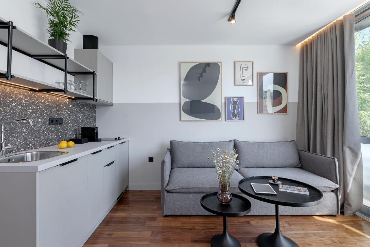 The Athenians Art Apartments Extérieur photo