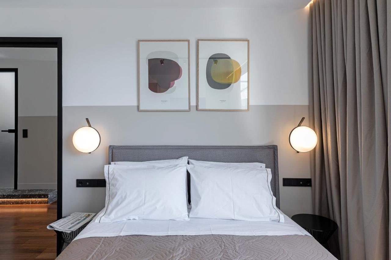 The Athenians Art Apartments Extérieur photo