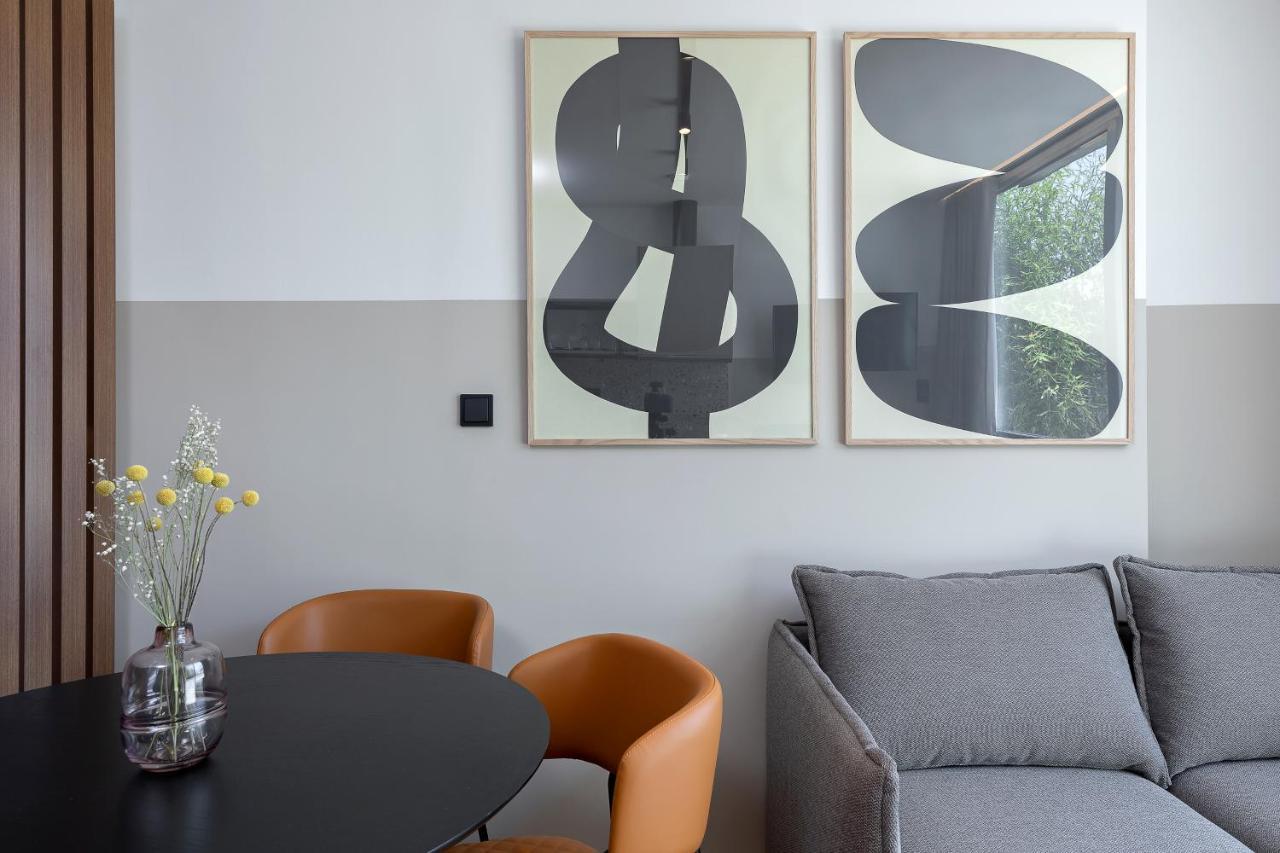 The Athenians Art Apartments Extérieur photo