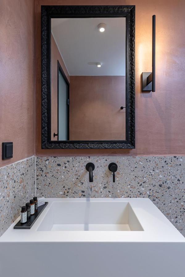 The Athenians Art Apartments Extérieur photo