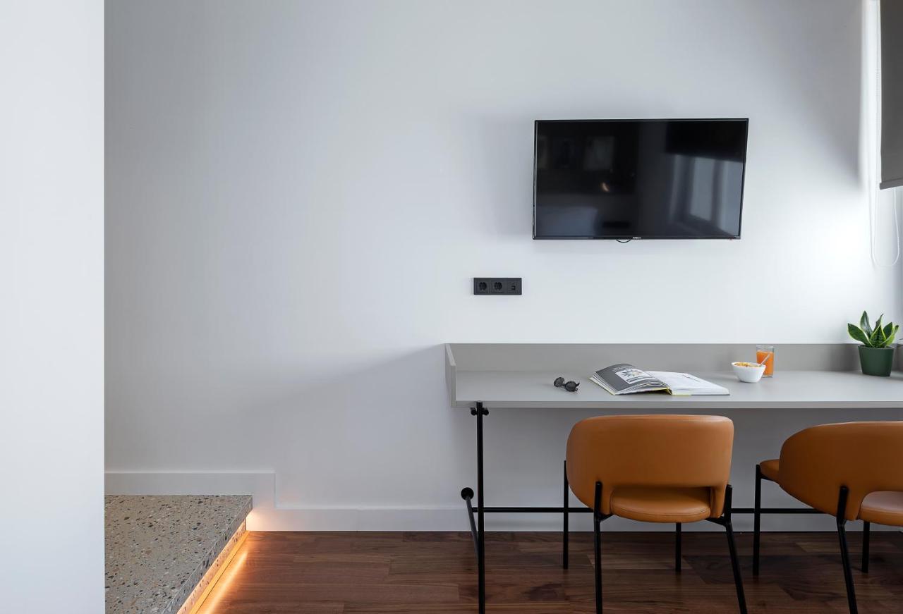 The Athenians Art Apartments Extérieur photo