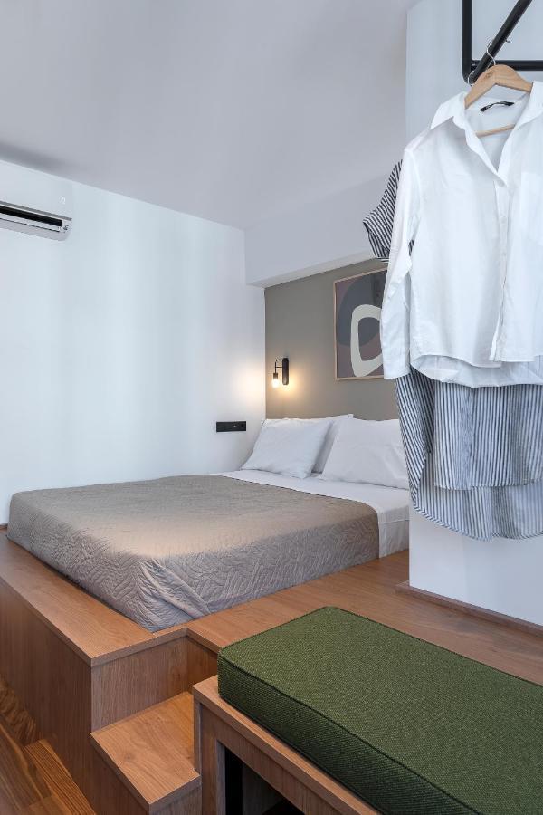 The Athenians Art Apartments Extérieur photo